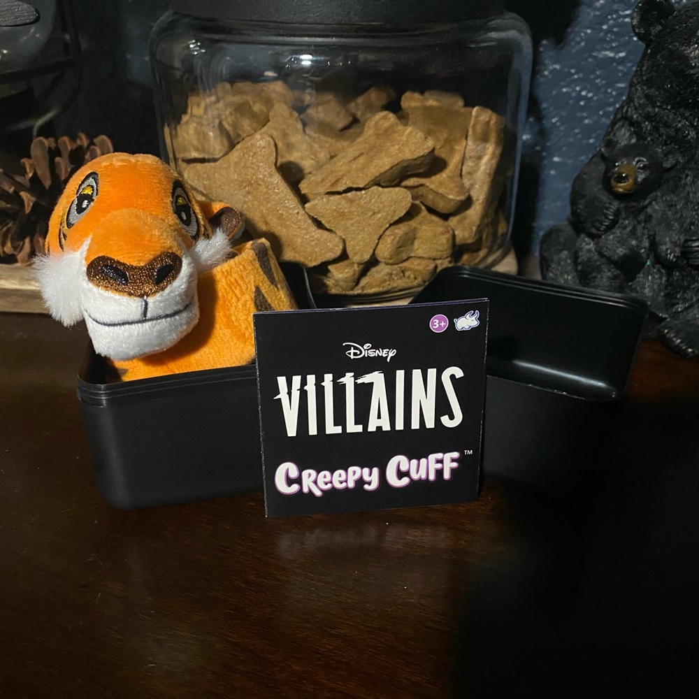 Disney Villains Creepy Cuff